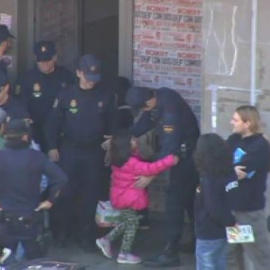 15 familias esperan vivienda tras el desalojo de la corrala Utopía