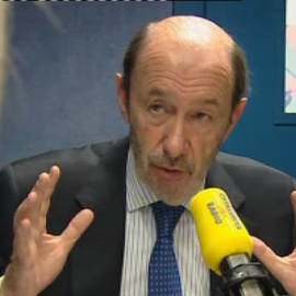 Rubalcaba lamenta el "doping financiero" de las campañas electorales en el PP