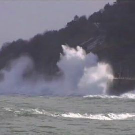 El Ayuntamiento de San Sebastián cerrará la playa de Zurriola un mes para arreglarla