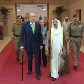 El Rey se despide de Kuwait animando a las autoridades del país a que inviertan en España