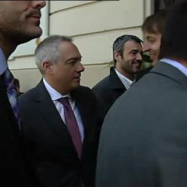 Pere Navarro denunciará el puñetazo que ayer recibió en un acto privado