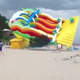 Dados de alta todos los heridos del castillo hinchable de Alicante