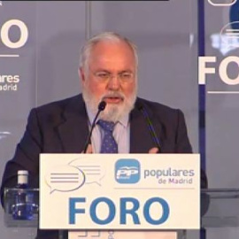 Cañete: "El  PSOE debería haber empezado la campaña pidiendo perdón"