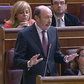 Rajoy a Rubalcaba: "Olvide sus prejuicios cuando habla de igualdad de oportunidades"