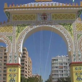 Sevilla espera impaciente el comienzo de su Feria de Abril en mayo