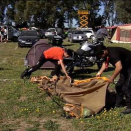Los aficionados al mundo del motor han pasado la noche en vela