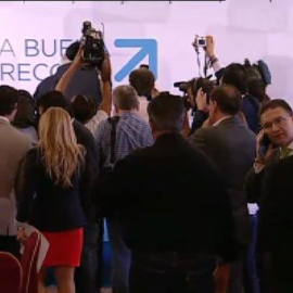 "Tropezón" de Cañete durante un mitin en Alicante