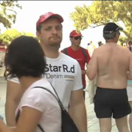 El Ayuntamiento de Palma prohibirá ir sin camiseta o en biquini