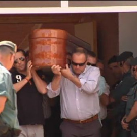 Multitudinario adiós a los cinco niños de Monterrubio de la Serena muertos en el accidente