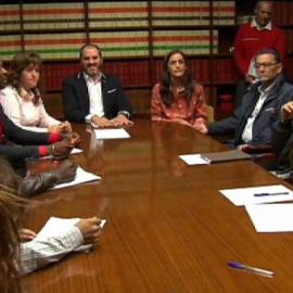 El alcalde de Sestao pide disculpas a los inmigrantes y les ofrece colaboración