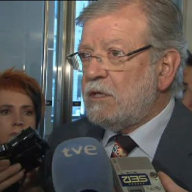 Ibarra critica que el PSOE elija un monarca absoluto y no un secretario general