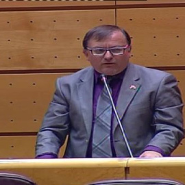 Rifirrafe en el Senado entre IU y la vicepresidenta a cuenta de la Monarquía