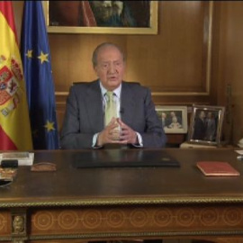 El discurso de abdicación del Rey se grabó varias veces porque se confundía debido a la emoción 