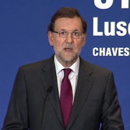 Rajoy se prodiga en elogios hacia el PSOE y Rubalcaba por su comportamiento "serio, ejemplar y con sentido de Estado"
