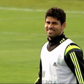 La selección española prepara en Curitiba su debut frente a Holanda