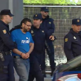 Ocho detenidos en Madrid por reclutar yihadistas para luchar en Siria e Iraq