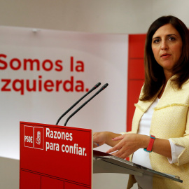 La portavoz del Comité Electoral del PSOE, Esther Peña, durante una rueda de prensa en la sede socialista de Ferraz. EFE/J.J. Guillén