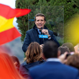 El presidente del PP y candidato a la Presidencia del Gobierno, Pablo Casado, durante su participación en un acto público celebrado este domingo en Toledo. EFE/Ismael Herrero