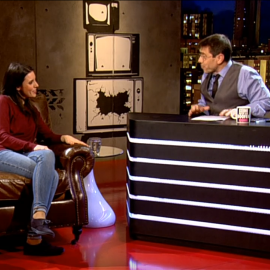 Irene Montero durante una entrevista con Juan Carlos Monedero en 'En la Frontera'