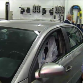 La DGT pide a los conductores que revisen el estado de los coches antes de salir de viaje