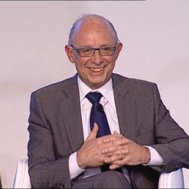 Montoro bromea con ser "casta de la derecha"