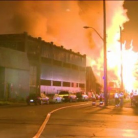 Continúan las labores de extinción del incendio del la Vall D'Uixó