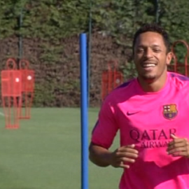 Los azulgranas Adriano y Rafinha se incorporan a los entrenamientos al margen de sus compañeros