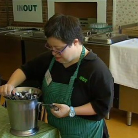 Un hostal, regentado por personas con síndrome de Down, pide ayuda para sobrevivir a la crisis