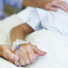 Unos 50.000 pacientes terminales se quedan sin cuidados paliativos cada año en España. Foto: EFE