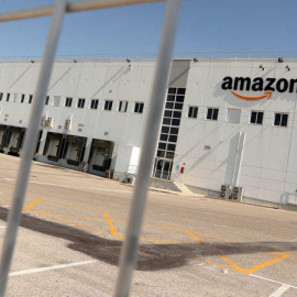 Almacén de Amazon en el municipio madrileño de San Fernando de Henares | REUTERS