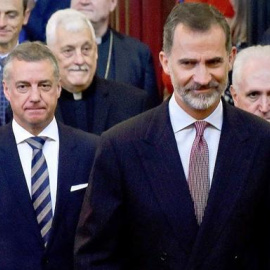 El lehendakari Iñigo Urkullu y el rey Felipe VI y Urkullu, en en la inauguración de la Asamblea Mundial de Universidades Jesuitas. EFE
