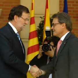 Rajoy y Mas, correctos en su esperado encuentro