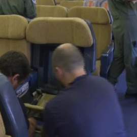 Imágenes del interior del Airbus 310 medicalizado con el que se está repatriando a Miguel Pajares