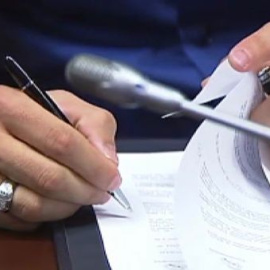 Benzema renueva hasta 2019