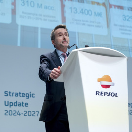  El CEO de Repsol, Josu Jon Imaz, durante la presentación de la Actualización Estratégica 2024-2027 de Repsol. Imagen de archivo. Europa Press.