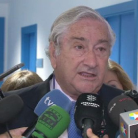 El consejero madrileño de Sanidad asegura que los sanitarios que atendieron a Pajares son sometidos a controles
