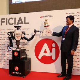 Toque de campana salida a Bolsa de Airtificial. E.P.