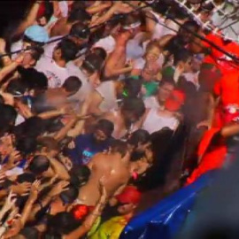Cerca de 22.000 personas participan en la tradicional Tomatina de Buñol