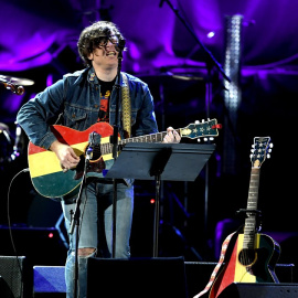 Ryan Adams se presenta en 'I Am The Highway', en un tributo a Chris Cornell el 16 de enero de 2019 en Inglewood, California | AFP/Kevin Winter