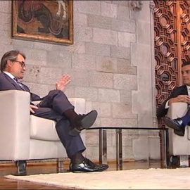 Artur Mas recibe a Pedro Sánchez en el Palau de la Generalitat