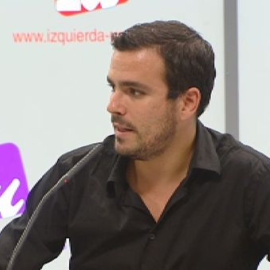 Alberto Garzón: "El bipartidismo está en sus horas más bajas"