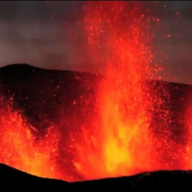 Canarias celebra la noche de los volcanes