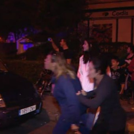 Gritos vecinales a la salida de Antonio Ortiz de los registros