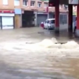 Las fuertes lluvias inundan Girona y dejan sin servicio el AVE hacia Barcelona