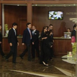 Numerosas personalidades arropan a la familia de Miguel Boyer