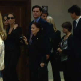 Isabel Preysler, en el tanatorio de Miguel Boyer