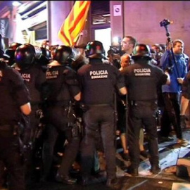 Enfrentamientos en Barcelona tras la protesta para reclamar la consulta