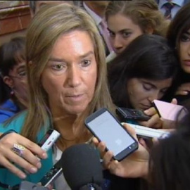 Ana Mato sobre las repatriaciones de misioneros: "España seguirá actuando conforme a las recomendaciones de la OMS"