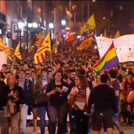 Multitudinaria protesta de estudiantes en Barcelona para apoyar la consulta soberanista