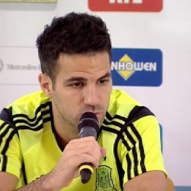 Cesc y Piqué salen en defensa de Casillas